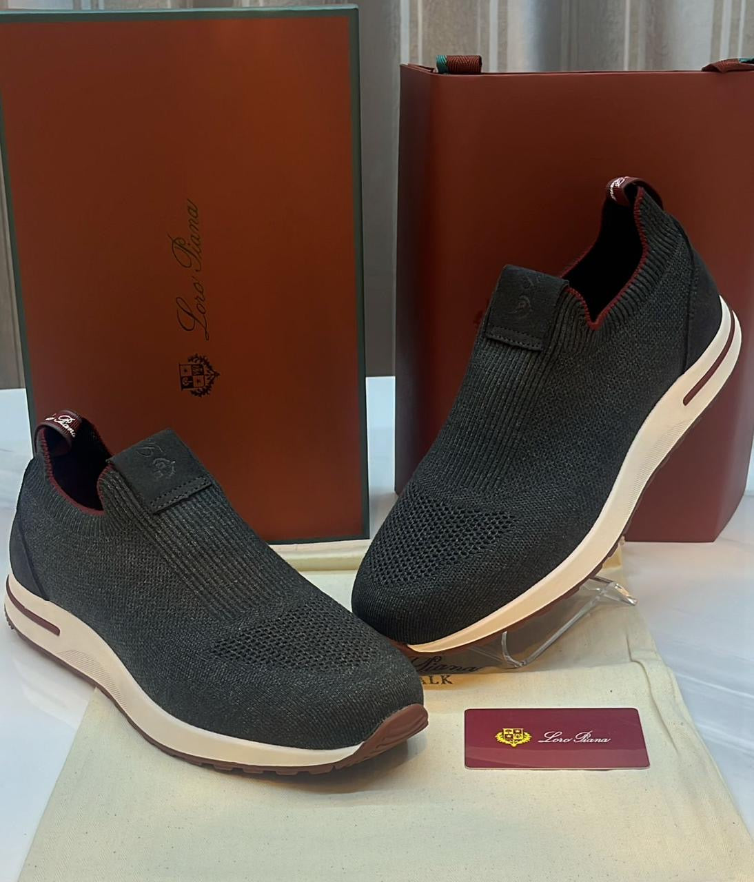 360 LP Flexy Walk Sneaker
