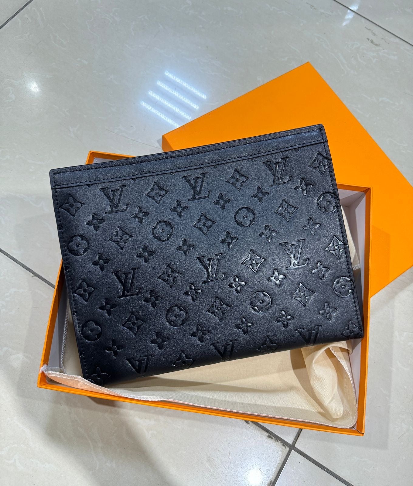 Lv clutch bags