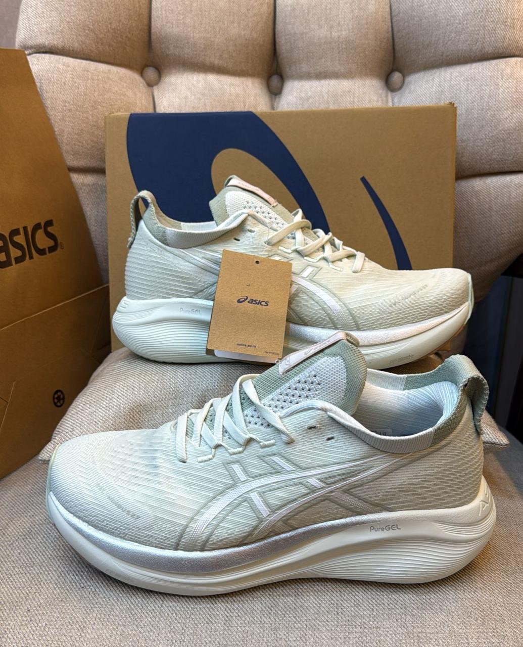 ASICS Gel-Nimbus 27 Running Shoes