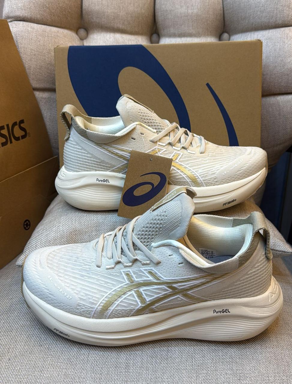 ASICS Gel-Nimbus 27 Running Shoes