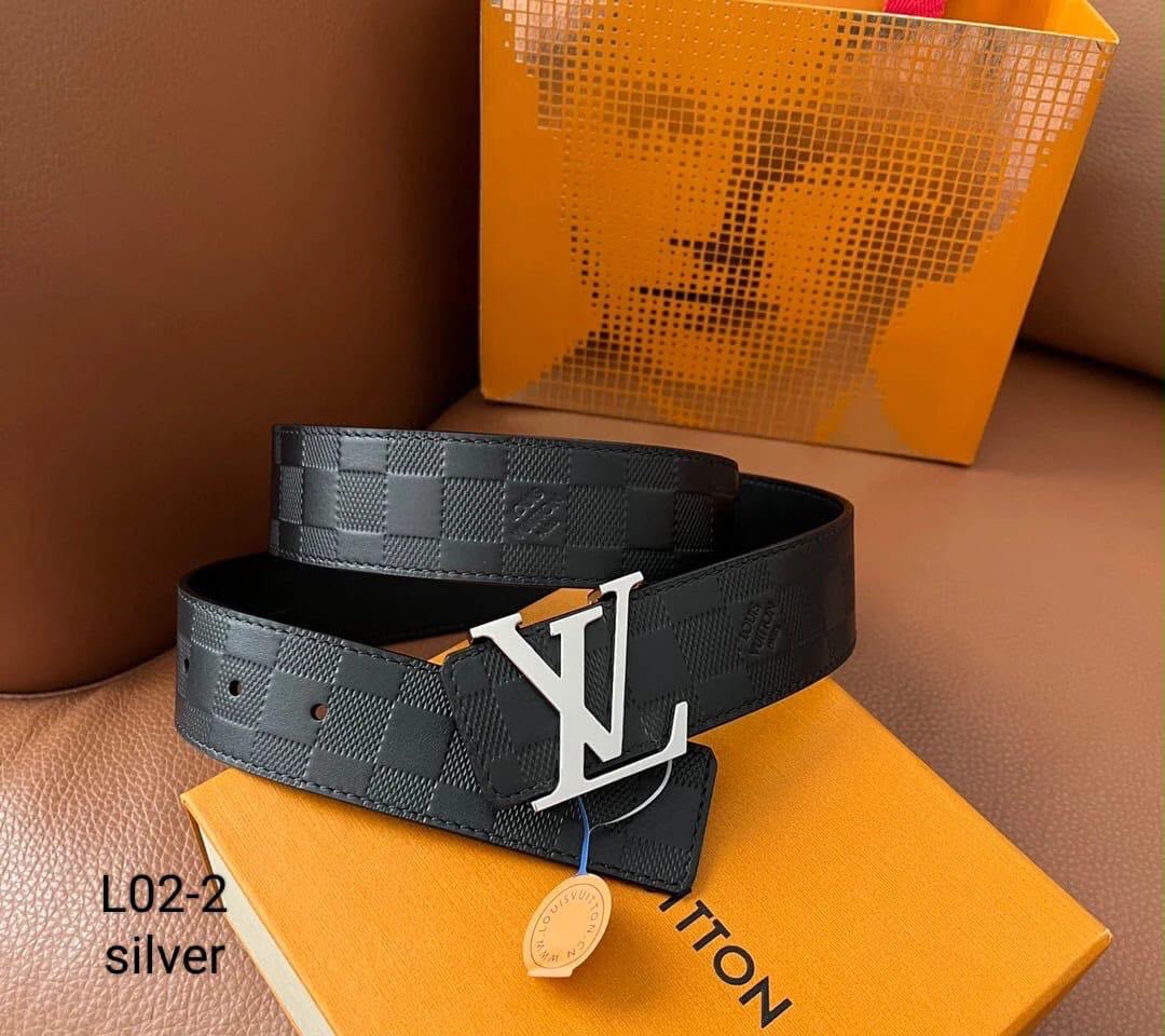 Lv Men's Classic Initial Buckle Reversible Leather Belt (40mm)