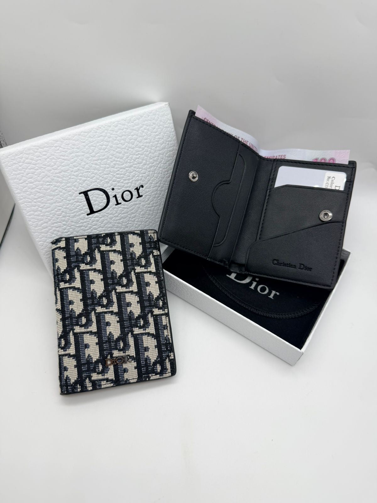 Jacquard Vertical Bi-Fold Wallet – Premium Edition