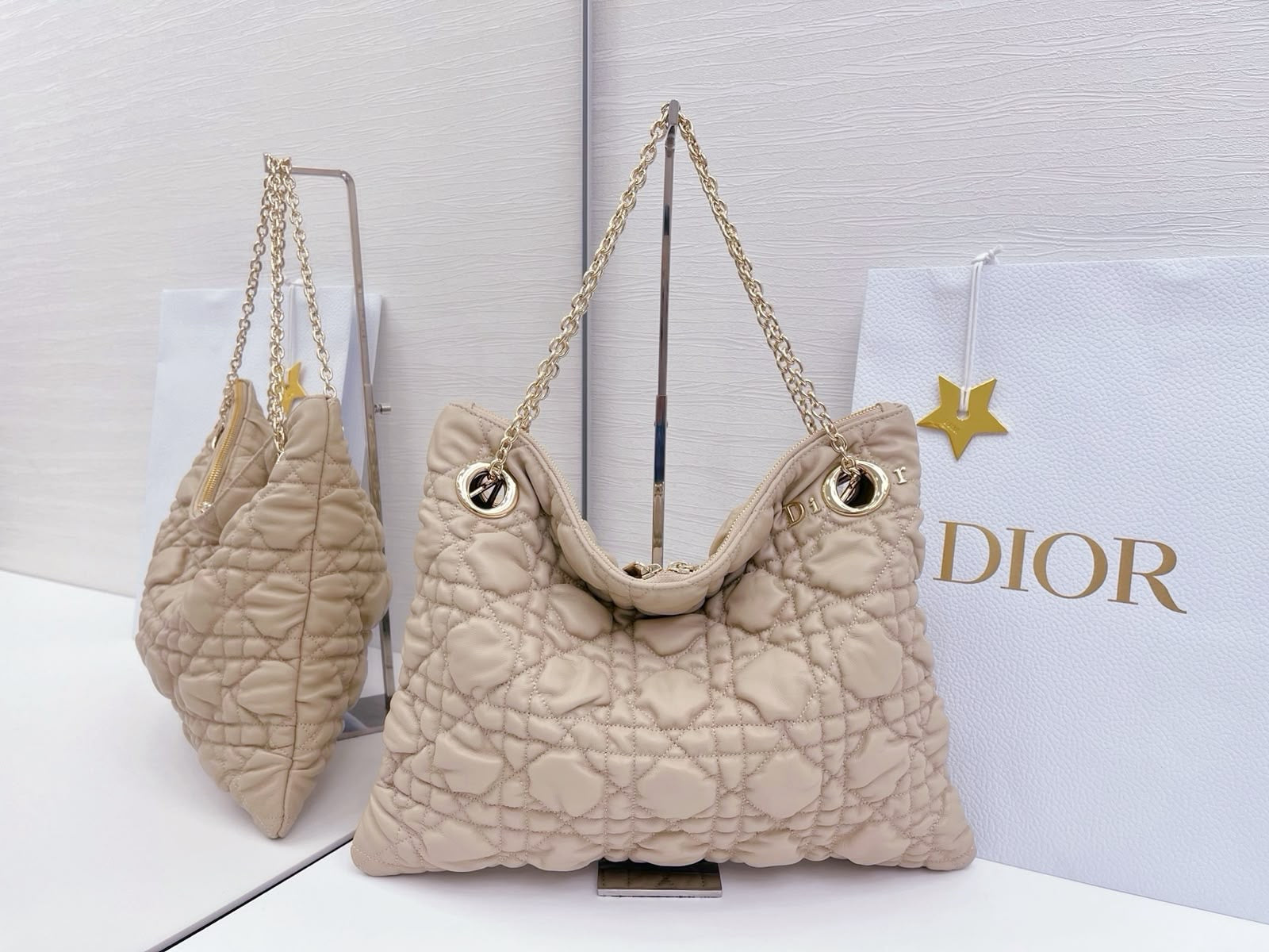 Dior Toujours Medium Shoulder Bag (38cm Quilted Leather)