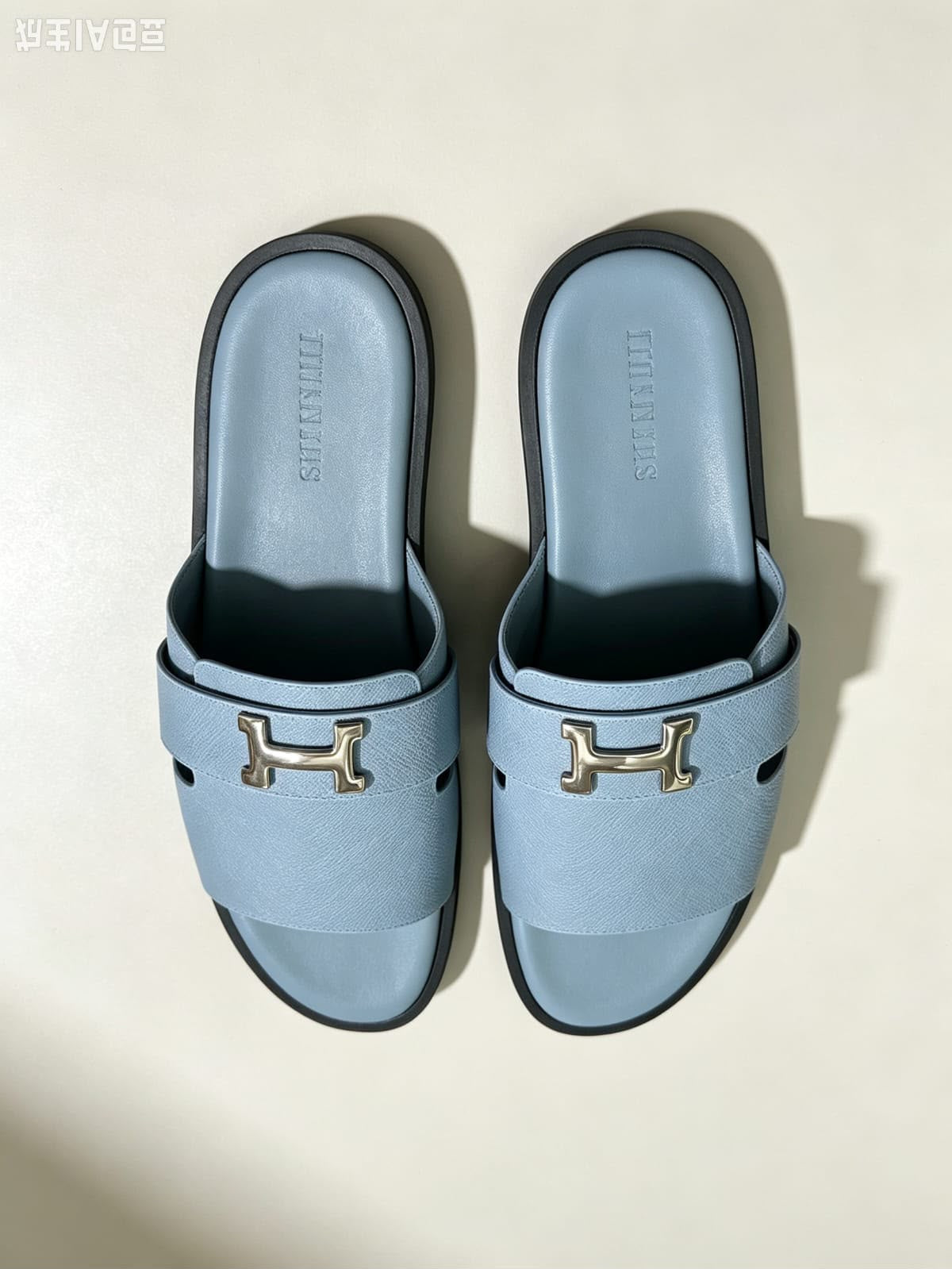Men’s Luxury Textured Leather 'H' Buckle Slide Sandals