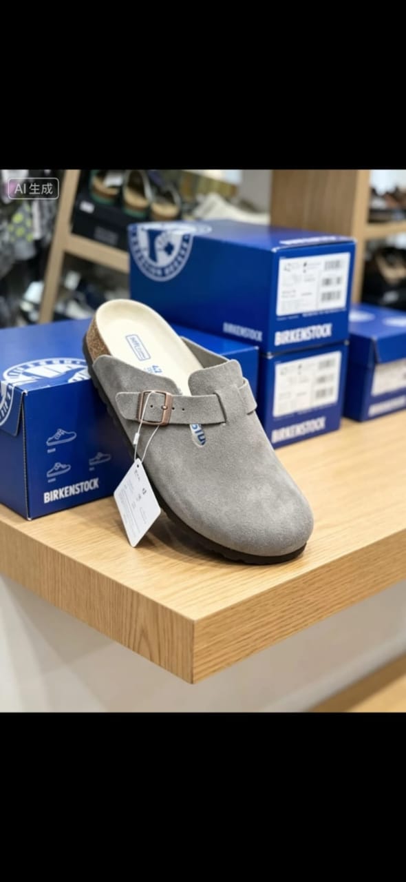 Birkenstock Boston Suede Clog – Soft Footbed