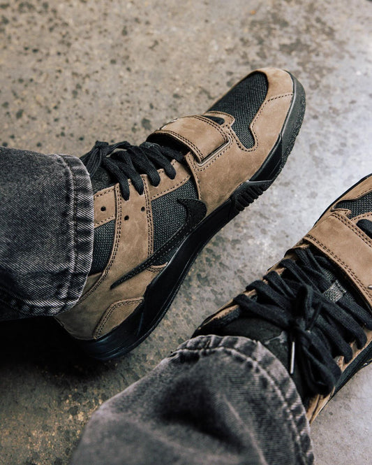 Jumpan Sneakers
